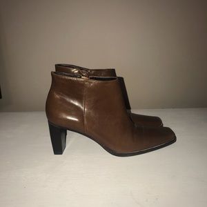 Etienne Aigner Lancer Boots